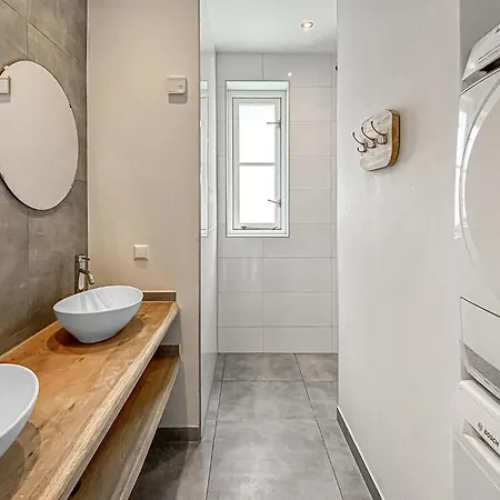Gorgeous In With Wifi Holiday home *